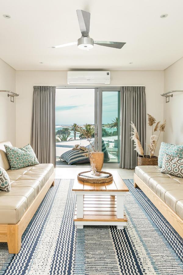 Beach Views -Camps Bay Village Cape Town Bagian luar foto
