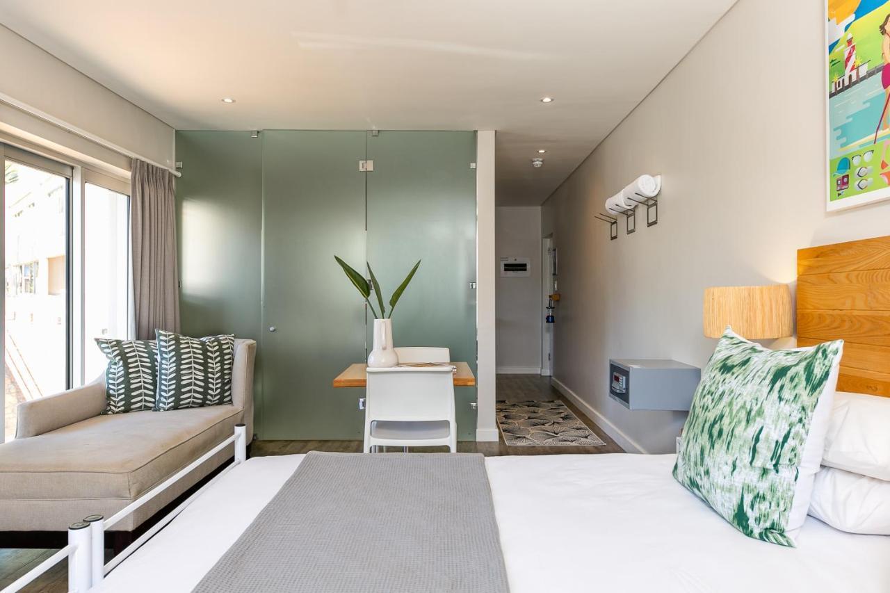 Beach Views -Camps Bay Village Cape Town Bagian luar foto